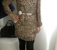 Леопардовое платье фирмы Oodji. Вы будете шикарны в нем!!!Размер 36, небольшая М. . фото 2