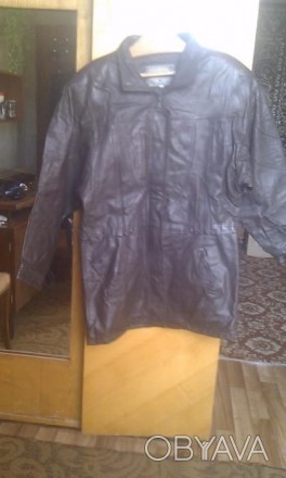 Хорошая кожаная куртка - кожа мягкая, цвет - коричневый (на фото он темнее, иска. . фото 1