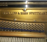 Продам
немецкое фортепиано RICH LIPP and SOHN Stuttgart 1920 года выпуска в хор. . фото 3