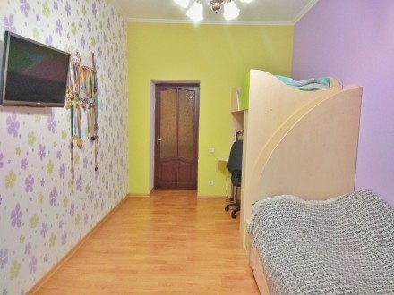 Предлагается к продаже просторная  2х комнатная квартира со своим двором, в близ. Малиновский. фото 4