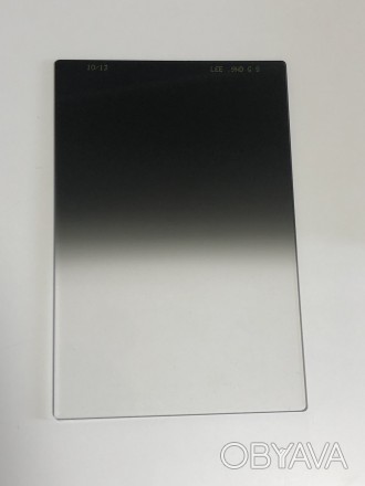 Продам фильтр градиентный LEE 0.9 ND Grad Soft 100x150 мм Un 2 мм th.


Испол. . фото 1