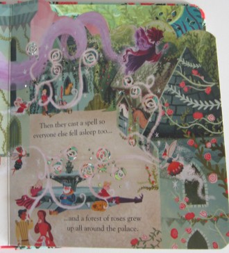 Usborne peep inside. Fairytales. 

Книжечки с окошками от издательства Usborne. . фото 4