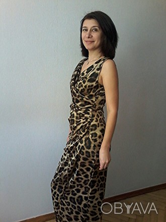 Платье из натурального шелка с ассиметричной драпировкой и запахом,принт - леопа. . фото 1