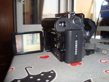 Основные характеристики: Цифровая видеокамера формата MiniDV Русское цветное мен. . фото 1