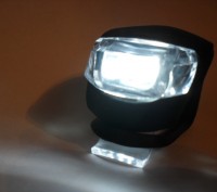 LED фонарик, подсветка для велосипеда.
Три режима :
- LED фонарик  постоянный . . фото 3