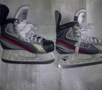 Продам детские хоккейные коньки Bauer Vapor X2.0 размер 2D ( eur35 22 см стелька. . фото 2