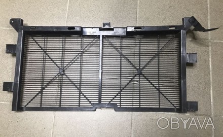 Решетка радиатора диффузора Nissan Leaf 2018 
21496-3NL1B. . фото 1