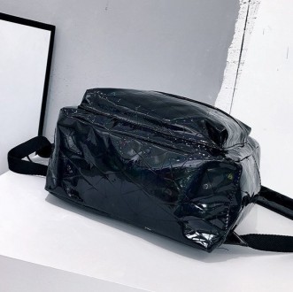 Рюкзак выполнен из кожзама Параметры рюкзака: ширина 25 см, высота 36 см, глубин. . фото 6