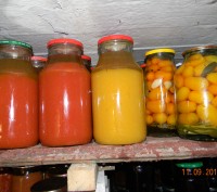 Консервация:
-соки (березовый, яблочный, томатный, виноградный)
- компоты   (в. . фото 4