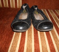 замечательные туфельки, отличный вариант, для переобувачки в школе. с кожаной ст. . фото 3