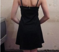 Черное платье с открытой спиной MORGAN
Размер S-M
Состояние 5-. . фото 3