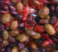 Греческие весовые оливки. Натуральные бочковые оливки.. . фото 3