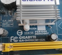 Продам материнскую плату (материнку) GIGABYTE GA-945GCM-S2L вместе с процессором. . фото 6