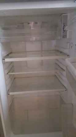 Холодильник Sharp - model SJ-300N-SL с сухой заморозкой. В ремонте не был, все ц. . фото 4