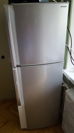 Холодильник Sharp - model SJ-300N-SL с сухой заморозкой. В ремонте не был, все ц. . фото 2