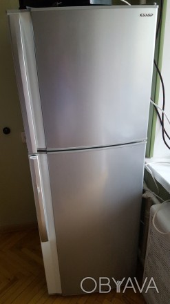 Холодильник Sharp - model SJ-300N-SL с сухой заморозкой. В ремонте не был, все ц. . фото 1