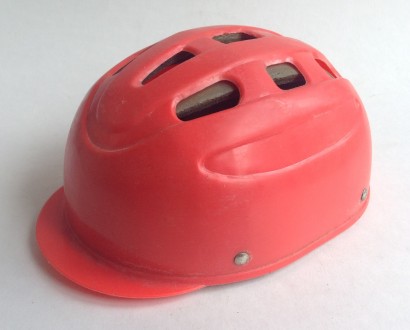 Шлем детский велосипедный защитный.
Высота 10.5 см. 
Внутренний размер 17 / 21. . фото 2