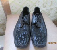 Продам подростковые мужские кожаные туфли 37 размера. Длина стельки 24,5 см. . фото 2