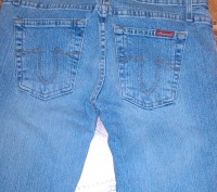 Джинсы новые,но сделаны по типу затертых джинсов,низкая посадка,ПОТ-35-37 см,ПОБ. . фото 2