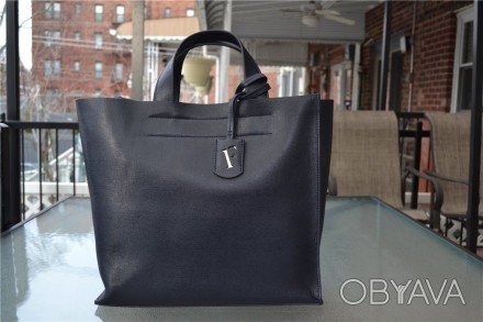 Furla "Divide-It"  leather, navy blue

Великолепная сумка в гладкой сафьяновой. . фото 1