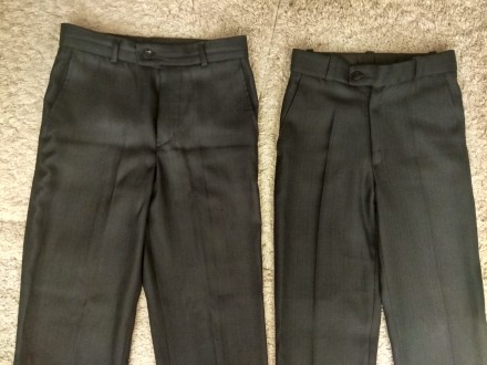 Продам школьные брюки черного цвета в хорошем состоянии. 
1) слева, длина 84 см. . фото 3
