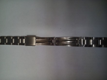 Продам крепкий браслет длина 15см.5мм. ширина для крепления к часам 1см.1мм.. . фото 3