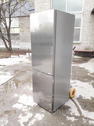 Красивый и стильный холодильник Бош станет настоящим украшением кухни. Потрясающ. . фото 2