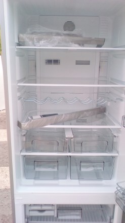 Отличный холодильник blomberg,привезен из Германии.Полностью комплектный!Состоян. . фото 8