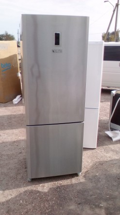 Отличный холодильник blomberg,привезен из Германии.Полностью комплектный!Состоян. . фото 3