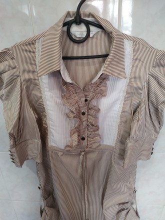 Блузка для девочки 13-14 лет с коротким рукавом в школу. Блузка удлиненная хорош. . фото 3