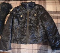 Куртка зимняя, цвет черный, искусственный мех енота (отстёгивается), фасон приле. . фото 4