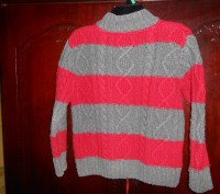 Полушерстяной свитер на 6-7 лет,есть акатушки,GAP KIDS.
замеры: длина-51см
ш.п. . фото 3
