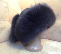 Кожанная зимняя женская шапка, с широкой опушкой из меха песца, в идеальном сост. . фото 2