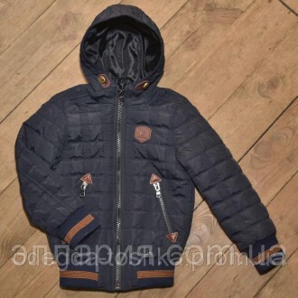 Куртка детская для мальчика прямого силуэта с втачным рукавом, длиной ниже линии. . фото 2