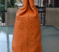 FURLA 'NEW APPALOOSA' Orange Mandarino OSTRICH EMBOSSED LEATHER LARGE TOTE BAG
. . фото 10