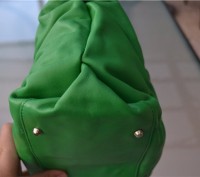 Furla Carmen Arriccio Green Leather Ruched Tote Handbag
Retail $498

Потрясаю. . фото 7