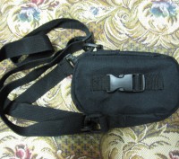 Мужская сумочка через плечо, новая, куплена в стоковом магазине во время одной и. . фото 4