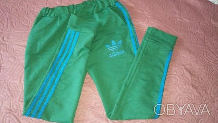 Зеленый насыщеный цвет костюма Adidas, одетый 1 раз, потом стал маловат, поправи. . фото 1