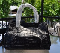 Furla black croc embossed leather 'New Appaloosa' shopper tote

Классическая и. . фото 3