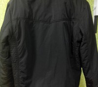 Куртка мужская демисезонная двойная, прямого покроя, р. 50-52

Пр-ва Турции

. . фото 3