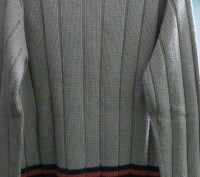 стильный свитер urban spirit. состояние 5. цена - 200 грн.
размер S - М. 

За. . фото 3