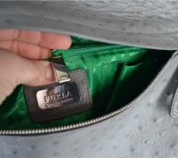 FURLA Birch Gray ostrich-embossed Leather Piper Tote/Crossbody Bag

retail : $. . фото 10