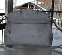 FURLA Birch Gray ostrich-embossed Leather Piper Tote/Crossbody Bag

retail : $. . фото 2