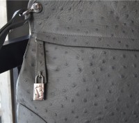 FURLA Birch Gray ostrich-embossed Leather Piper Tote/Crossbody Bag

retail : $. . фото 4