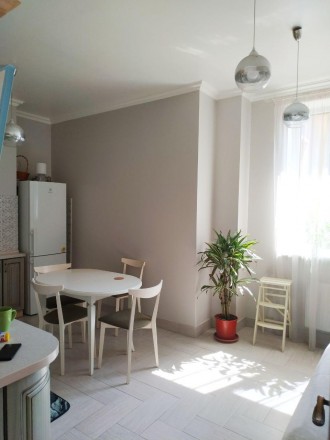 Однокомнатная квартира с просторной кухней 15 кв метров, для ценителей качествен. Таирова. фото 9