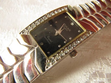 Часы кварцевые "Omax"женские, новые, минеральное стекло, водозащита - 30м, механ. . фото 4