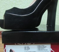 Продам
Новые женские туфли фирмы T.Taccardi
Размер: 37
Цвет: черный с золотой. . фото 6