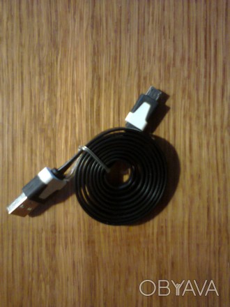 USB 2.0 кабель служит для синхронизации и зарядки.
Цвет: черный.
Длина: 1 м.. . фото 1