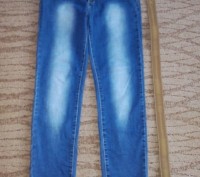 Продам джинсы женские, два раза одеванные. Целые, красивые, высокая талия, расцв. . фото 3
