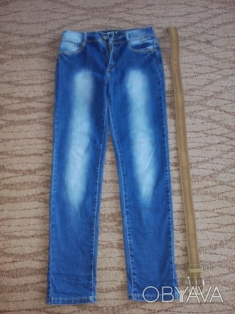 Продам джинсы женские, два раза одеванные. Целые, красивые, высокая талия, расцв. . фото 1